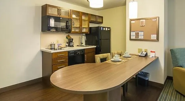 Candlewood Suites Pensacola - University Area