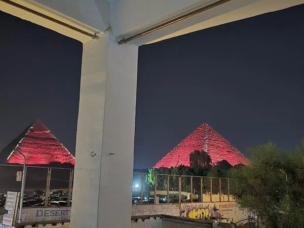 Capital Of Pyramids Hotel