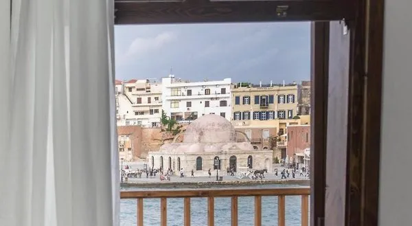 Captain Vasilis Traditional Hotel
