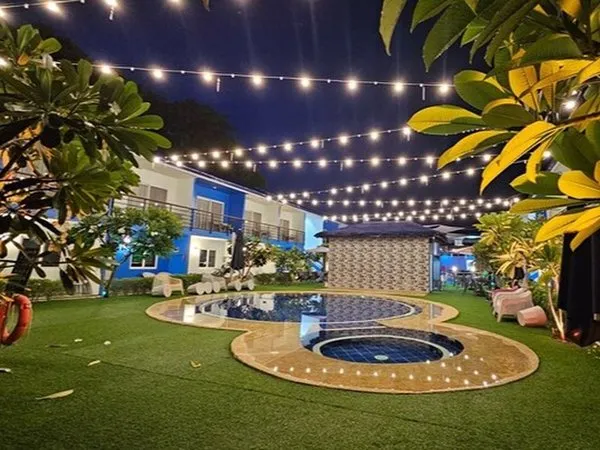 Casa Blu Hotel & Resort