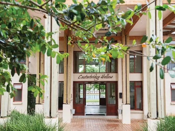 Casterbridge Hollow Boutique Hotel
