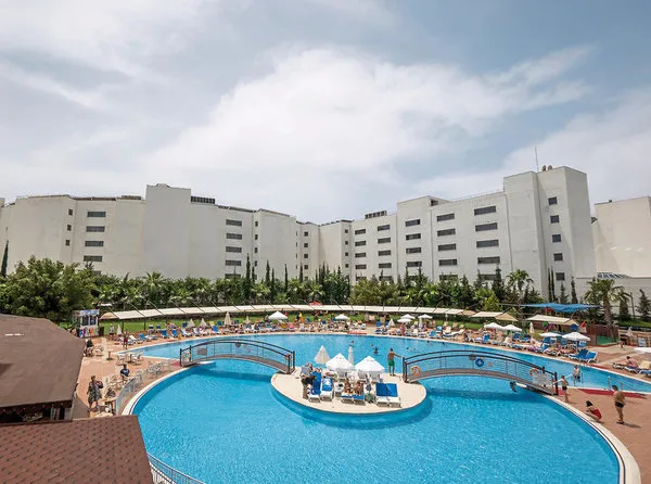 Cenger Beach Resort