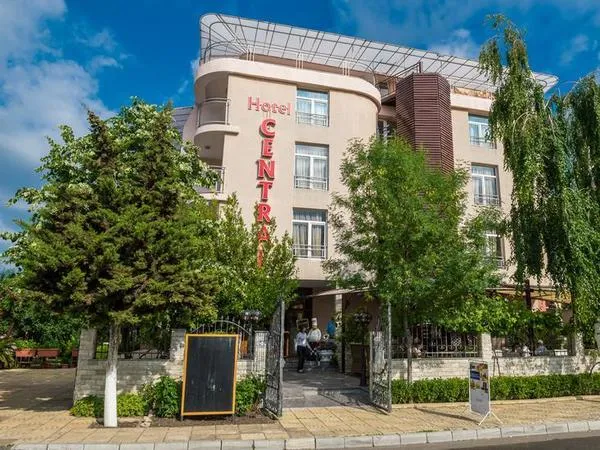 Central Hotel