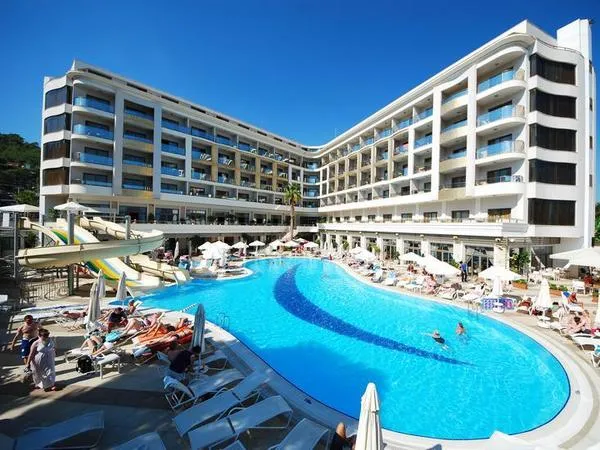 Cettia Beach Resort