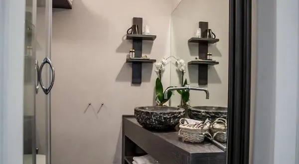 Chic & Town Luxury Rooms