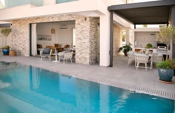 Chris Le Mare Gold Luxury Villa