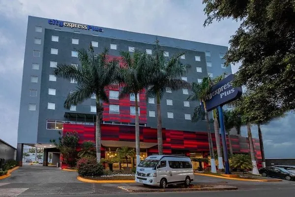 City Express Plus Guadalajara Expo