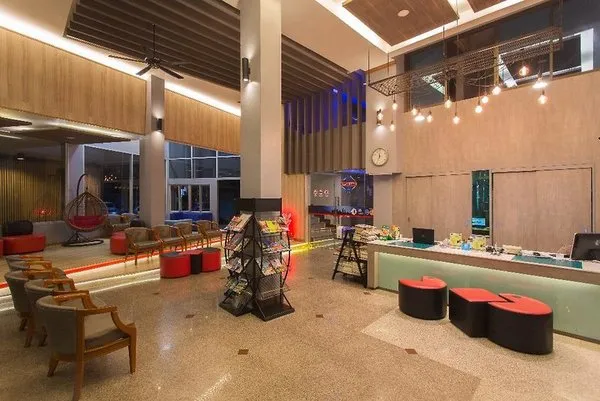 City Hotel