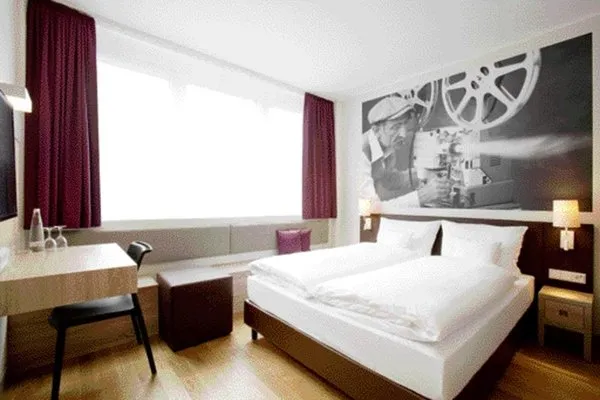 City Hotel MAX - Munich West