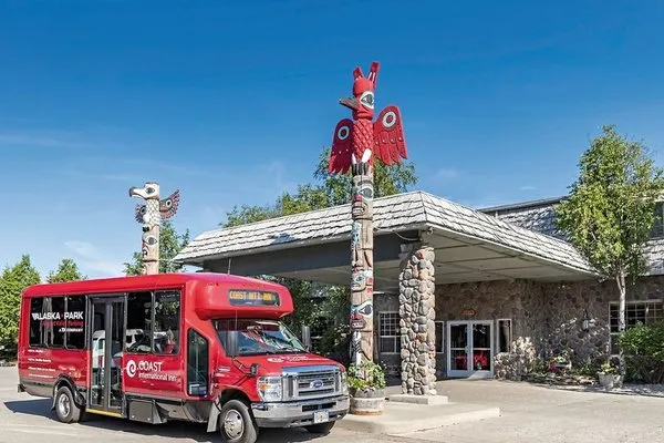 Coast Inn at Lake Hood
