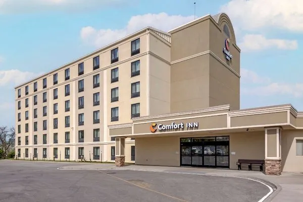 Comfort Inn - The Pointe