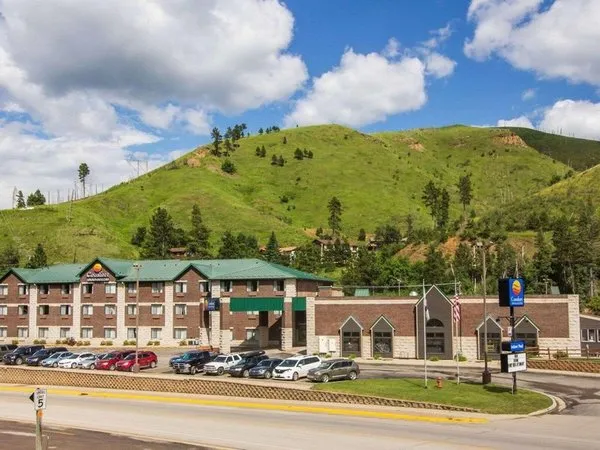 Comfort Inn & Suites Hotel In The Black Hills
