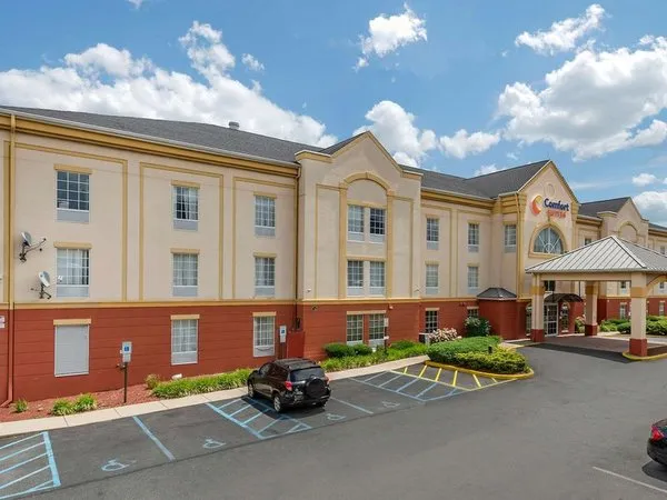 Comfort Suites Newark - Harrison