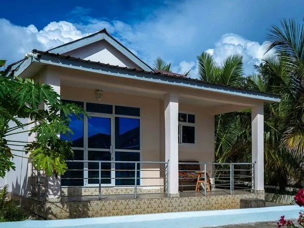 Coral Cliff Villas Zanzibar