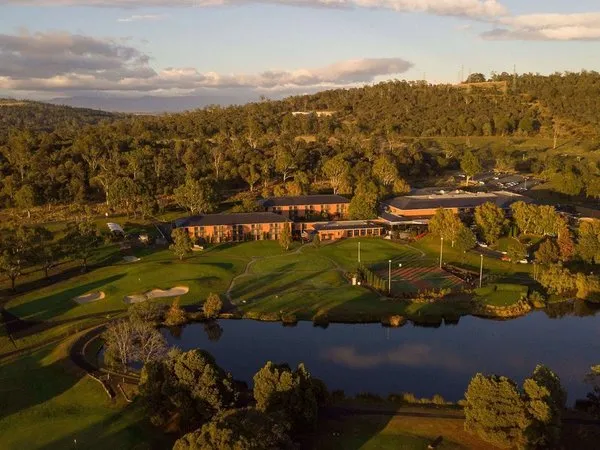 Country Club Tasmania