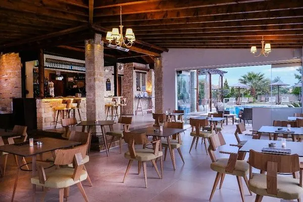Country Inn Hotel