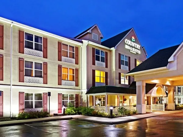Country Inn & Suites by Radisson, Harrisburg Northeast - Hershey