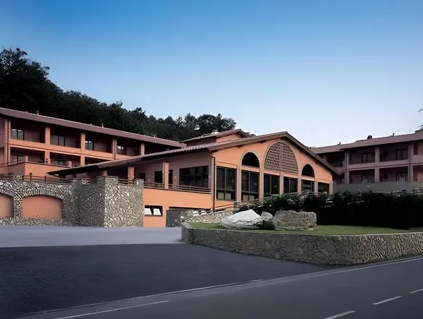 Country Meridiana
