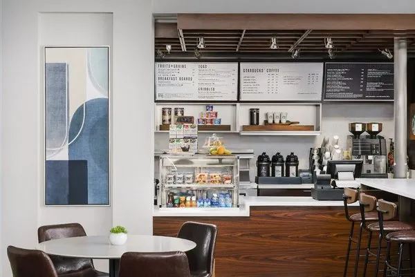 Courtyard by Marriott Los Angeles Woodland Hills