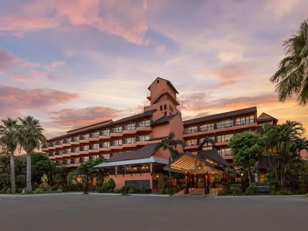 Courtyard by Marriott Phuket Patong Beach Resort