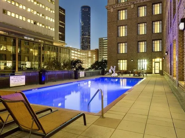 Courtyard Houston Downtown/Convention Center