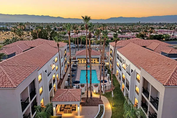 Courtyard Palm Springs