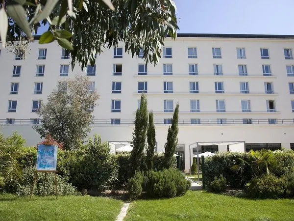 Courtyard Paris La Defense West - Colombes