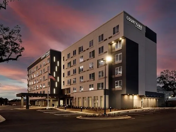 Courtyard Pensacola West