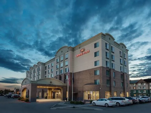 Crowne Plaza Anchorage Midtown