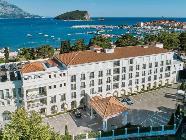 Crowne Plaza Budva