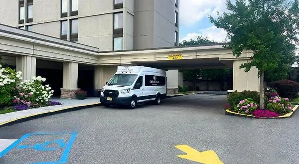 Crowne Plaza Newark Airport
