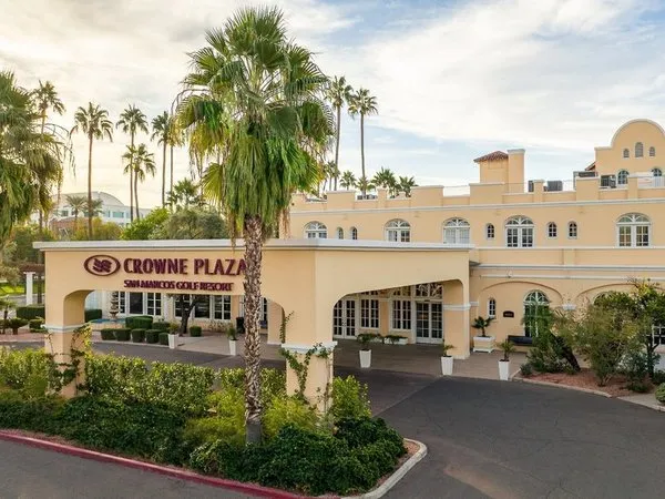 Crowne Plaza Resort San Marcos Golf Resort