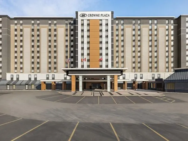 Crowne Plaza Toronto Airport