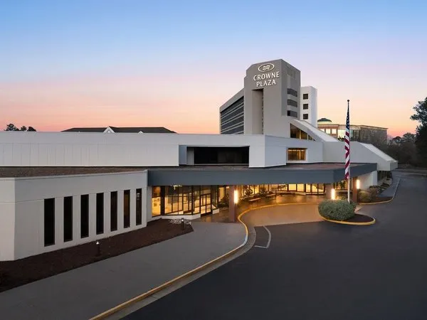 Crowne Plaza Virginia Beach Town Center