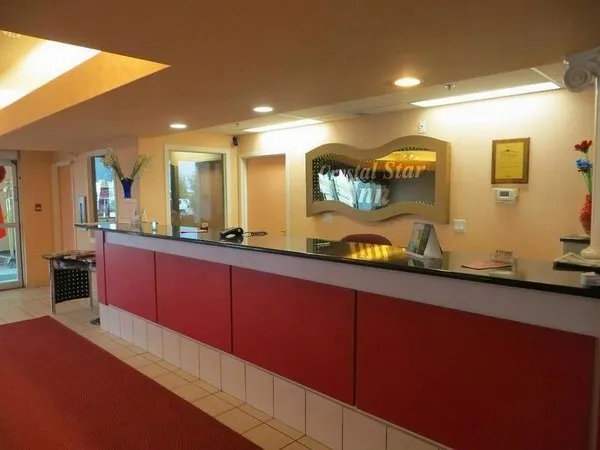 Crystal Star Inn Edmonton Airport
