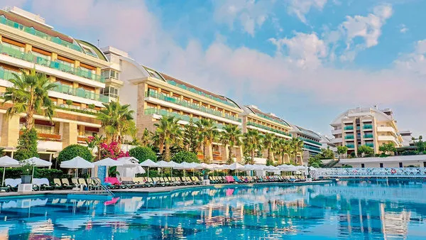 Crystal Waterworld Aqua Collection