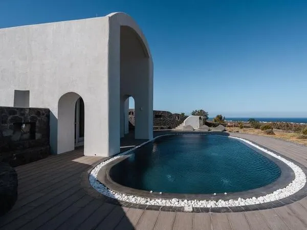 Danae Suites Santorini