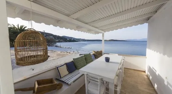 Daphnis Hotel