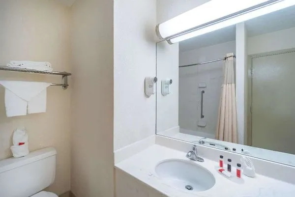 Days Inn by Wyndham Columbus Airport