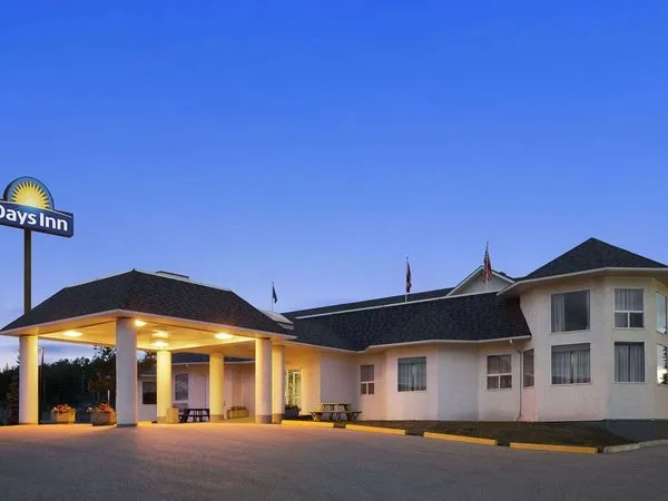 Days Inn by Wyndham Hinton