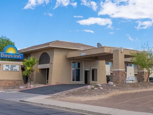 Days Inn by Wyndham Lake Havasu