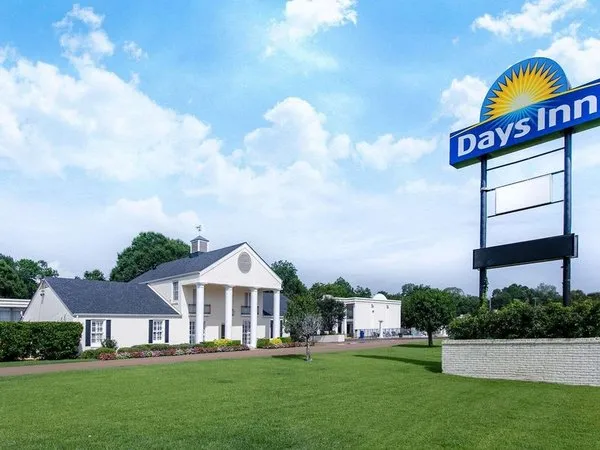 Days Inn by Wyndham Natchez