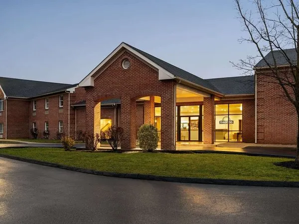 Days Inn & Suites by Wyndham Lancaster Amish Country