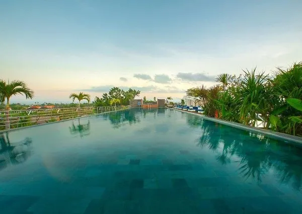 de Vins Sky Seminyak Hotel