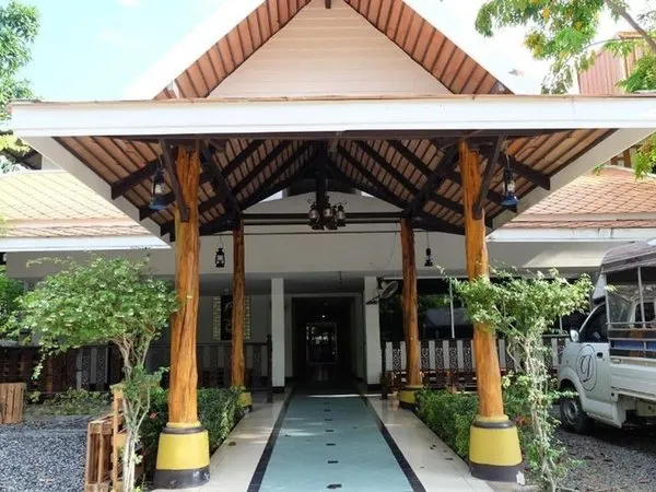 Deeden Pattaya Resort