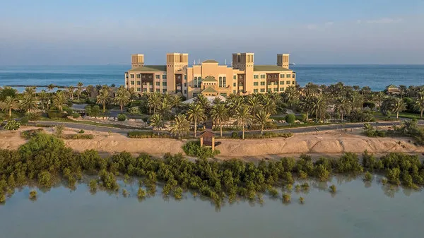 Desert Islands Resort & Spa by Anantara