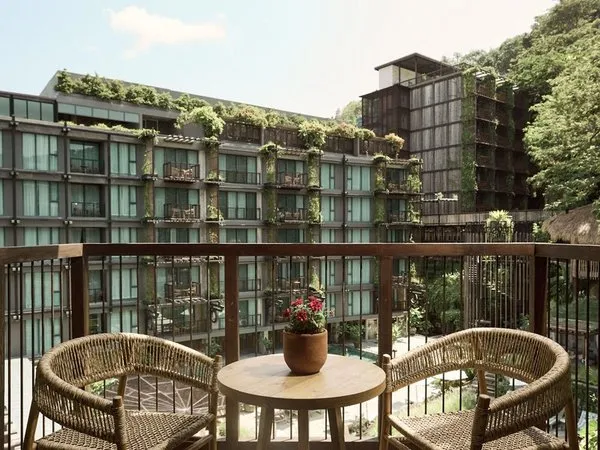 Dinso Resort & Villas Phuket Vignette Collection, an IHG Hotel