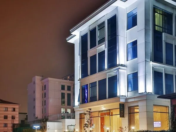 Discovery Hotel