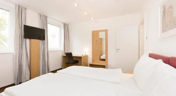 Dmg Apartments Hotel