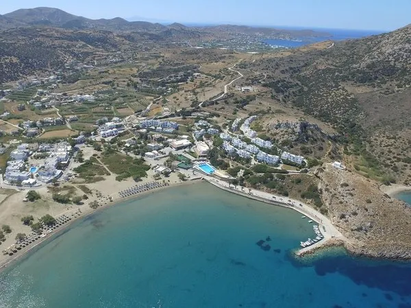 Dolphin Bay Seaside Resort & Suites